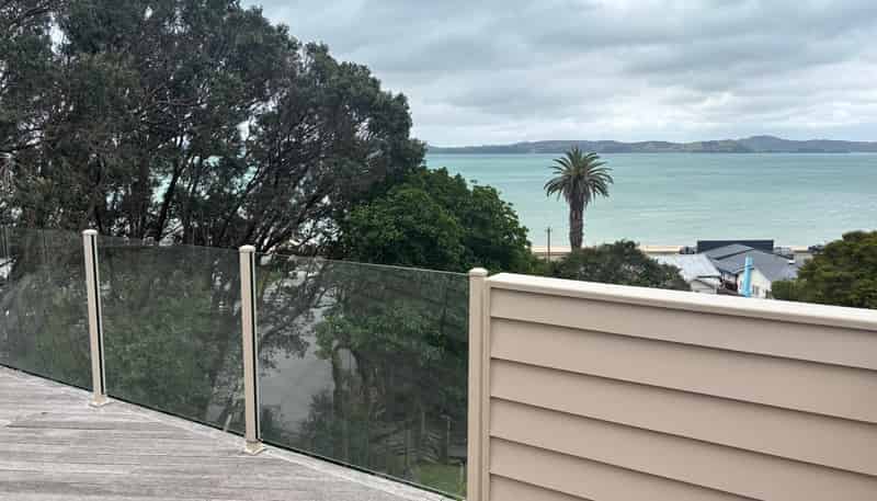 20a Carlton Crescent, Maraetai
