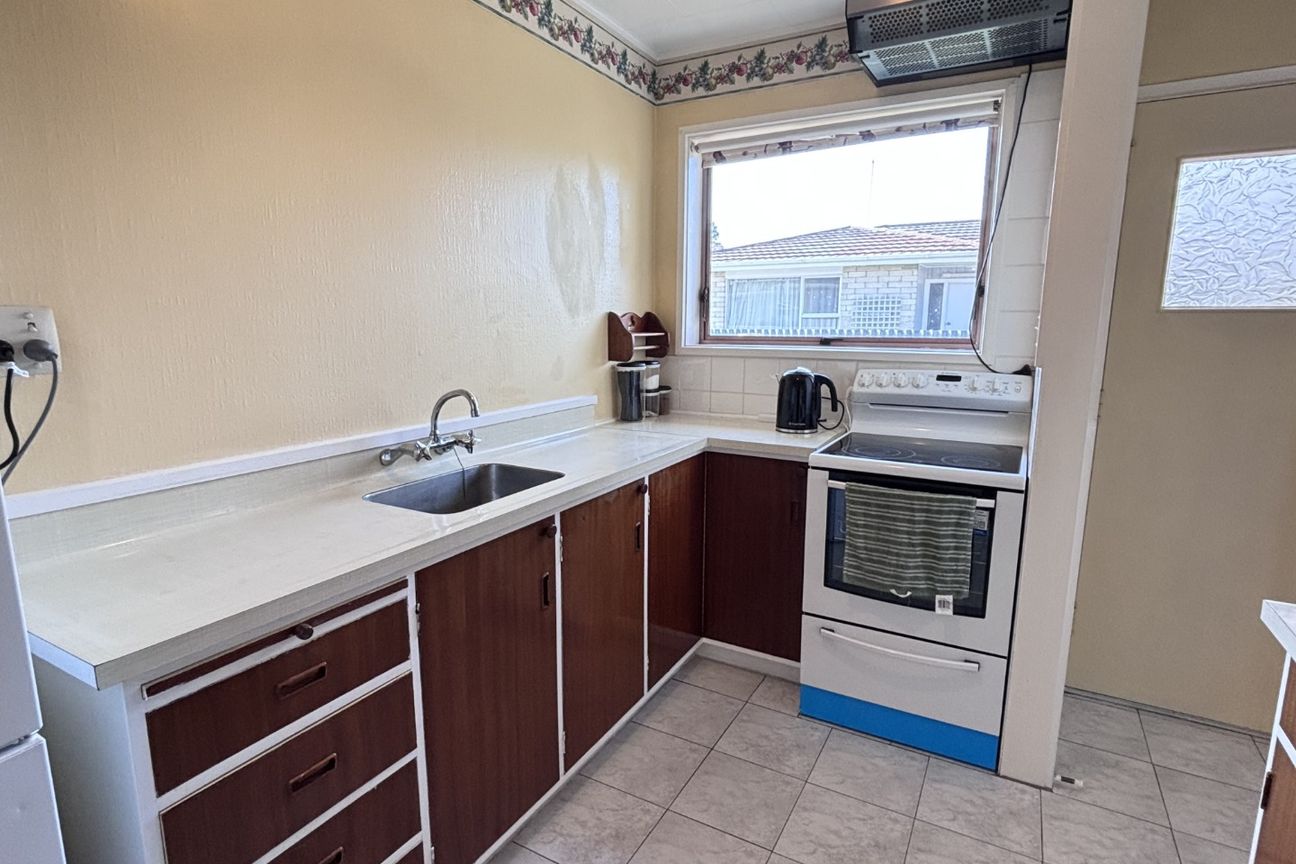 Tidy,  2 Bedroom unit - Widok 4