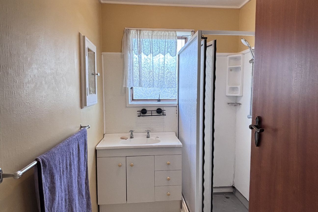 Tidy,  2 Bedroom unit - Więcej