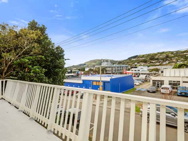 6D Rewa Terrace, Tawa