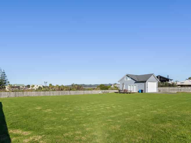 305 Cook Drive, Whitianga