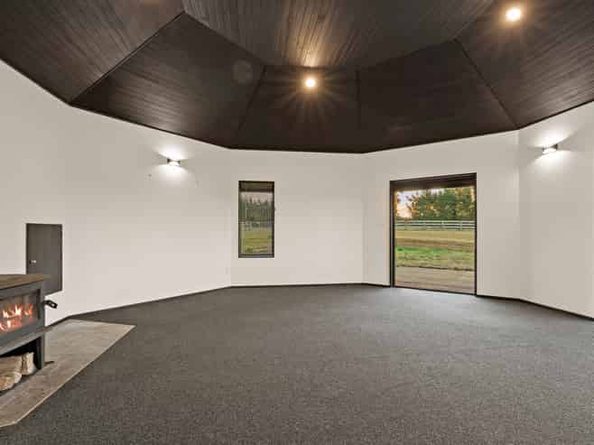 773 Mount Thomas Road, Fernside