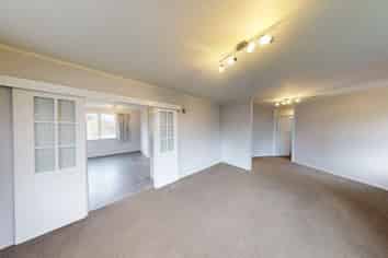 8 Buick Crescent, Awapuni