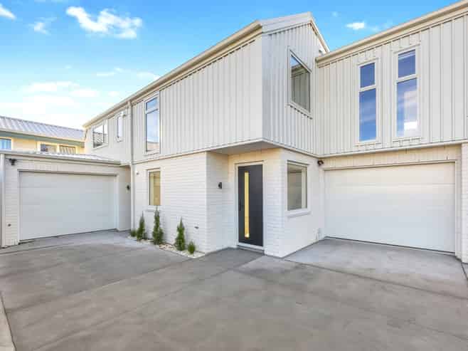 4/75 Stanmore Road, Linwood