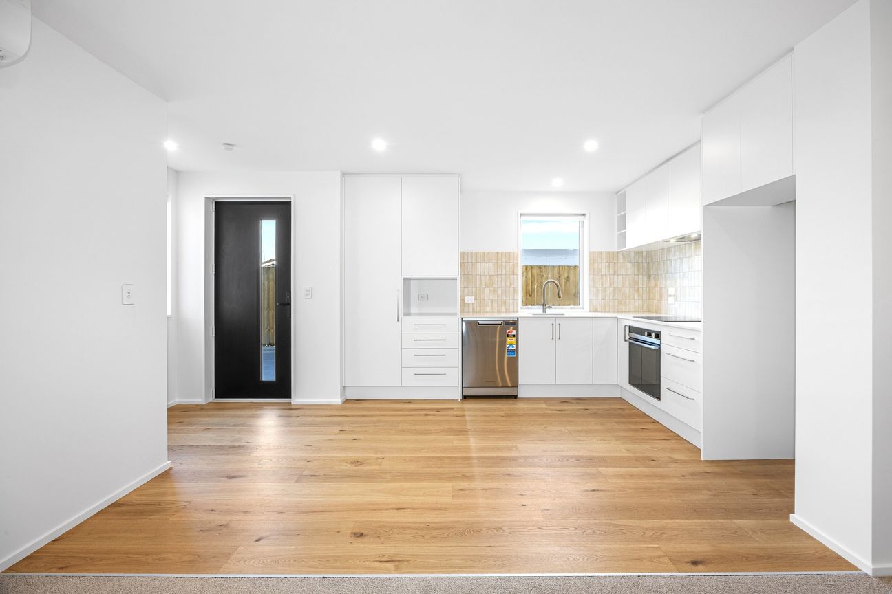 Brand New Fresh Townhouse! – pohled 2