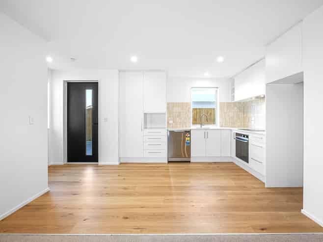 4/75 Stanmore Road, Linwood