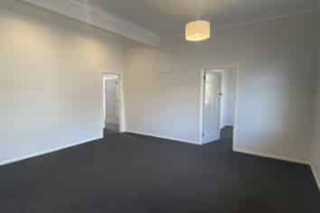 2/21 Broadway , Picton