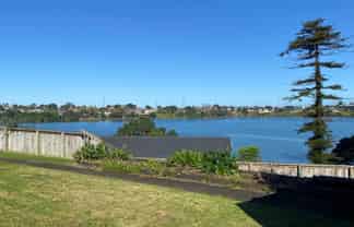 4/14 Cleary Road, Panmure
