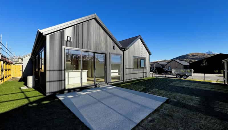 30 Metzger Rd, Jacks Point