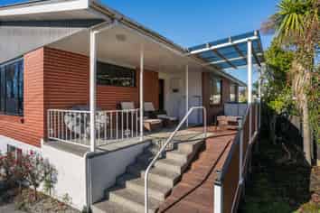 25 Clifford Street, BALCLUTHA