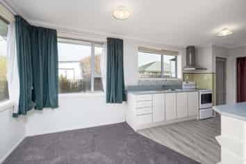 3 Royal Park Drive, Parklands