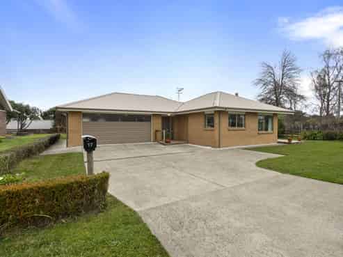 17 Johnson Street, Bulls
