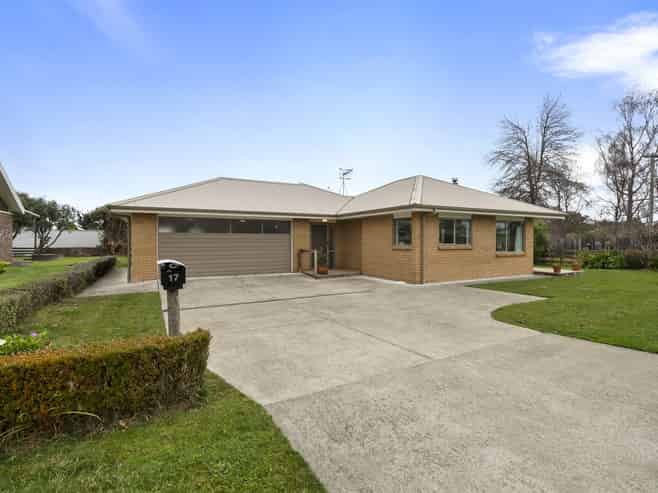 17 Johnson Street, Bulls