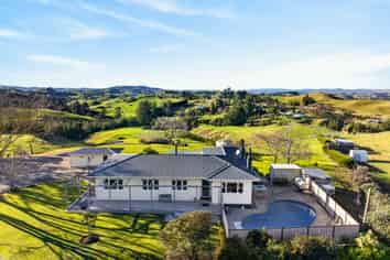 58 Flag Range Road, Sherenden