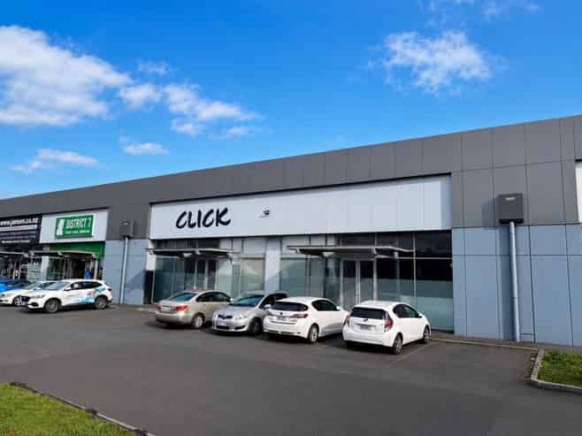 460 road-front trade retail/industrial