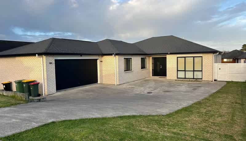 6 Gemscott Crescent, Huapai
