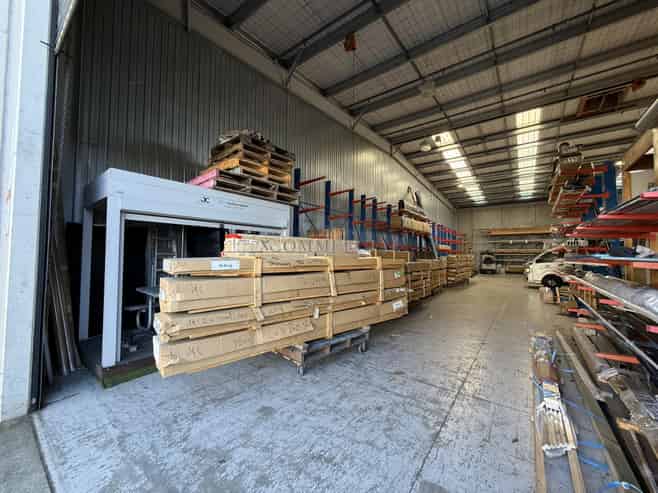 558sqm A-Grade Unit with Massive Profile