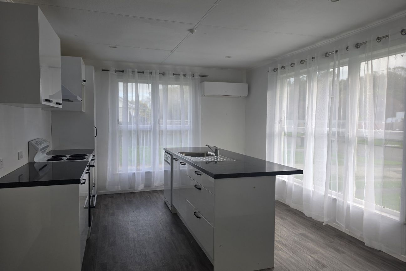 Spacious section, 3 bedroom home! – pohled 2