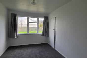 Manawatu / Whanganui - Address withheld