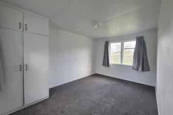 Manawatu / Whanganui - Address withheld