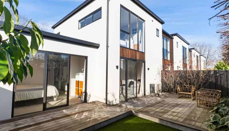 38D Roosevelt Avenue, Saint Albans