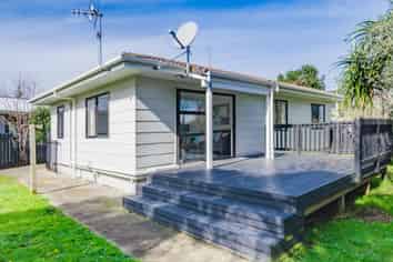 97 Arawhata Road, Paraparaumu