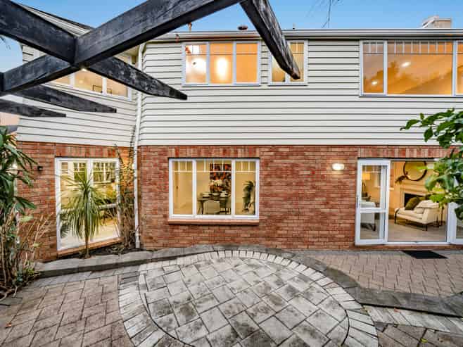 5A Inverary Avenue, Epsom