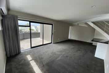 155 Grant Road , Thorndon