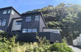 155 Grant Road , Thorndon