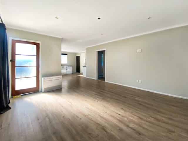 1106 Southland Road, Raureka