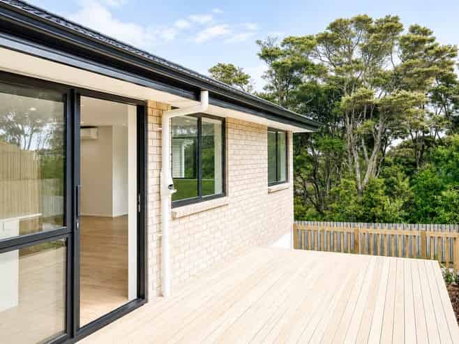 11 Ti Tree Lane, Stanmore Bay