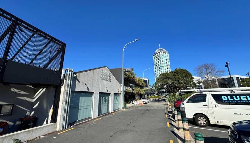 40 Hurstmere Road, Takapuna