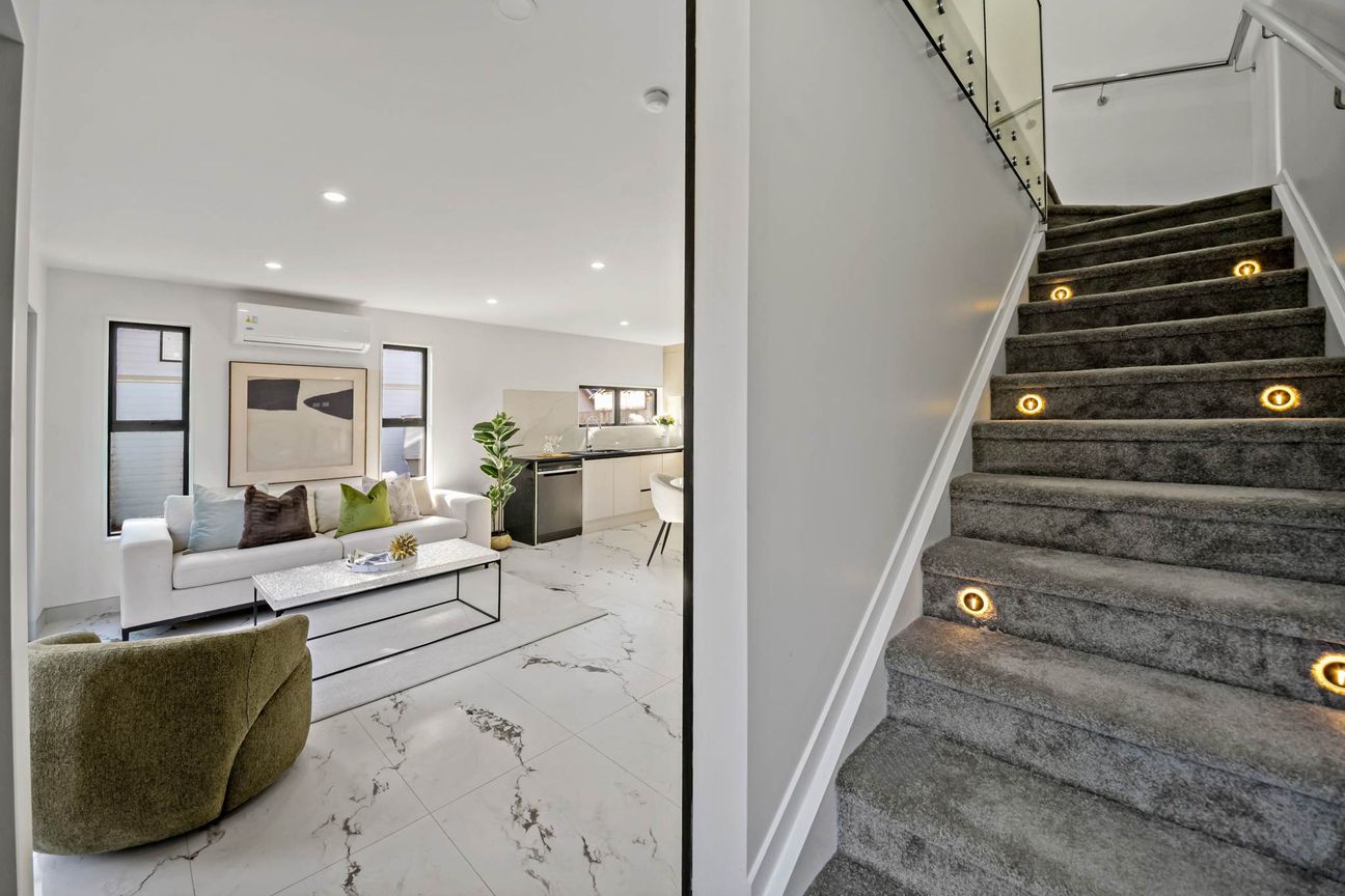 House in Henderson-Massey, Te Atatū Peninsula - More