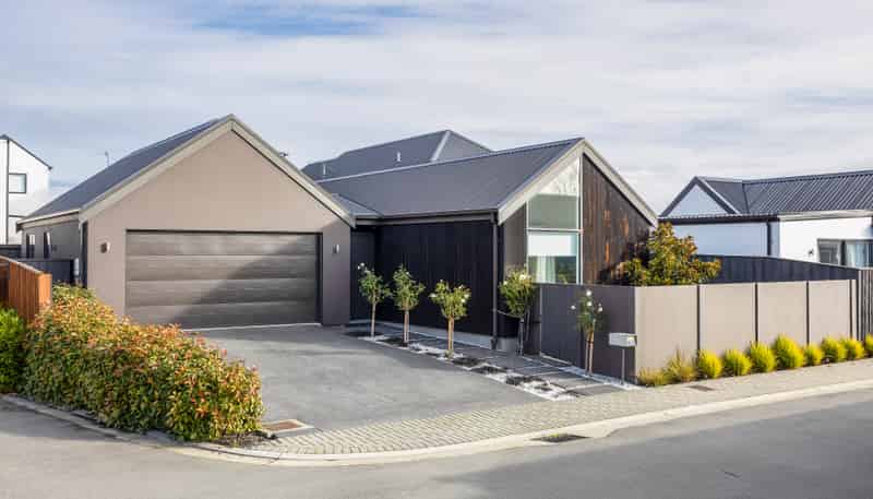 6 Stroma Avenue, Casebrook