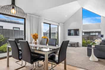 6 Stroma Avenue, Casebrook