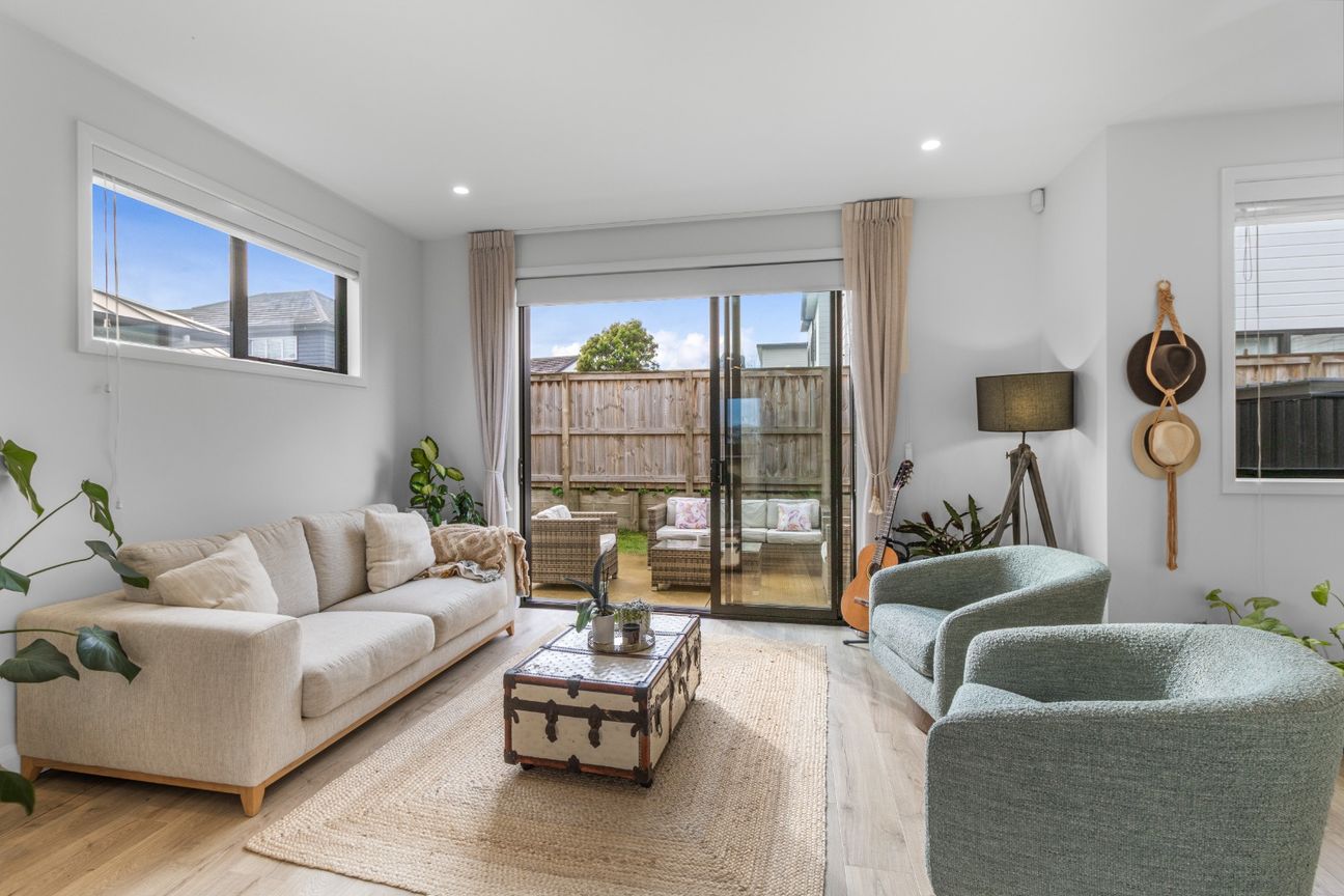 A Fully Furnished Modern Townhouse - View 3