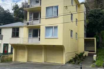 4/131 Glenmore Street, Kelburn