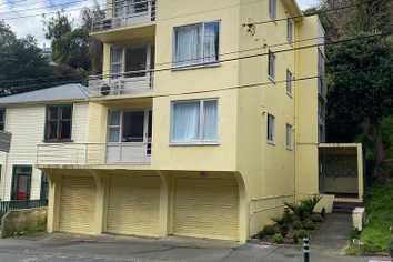 4/131 Glenmore Street, Kelburn