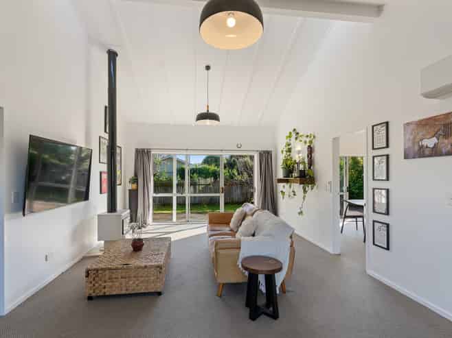 285 Te Moana Road, Waikanae