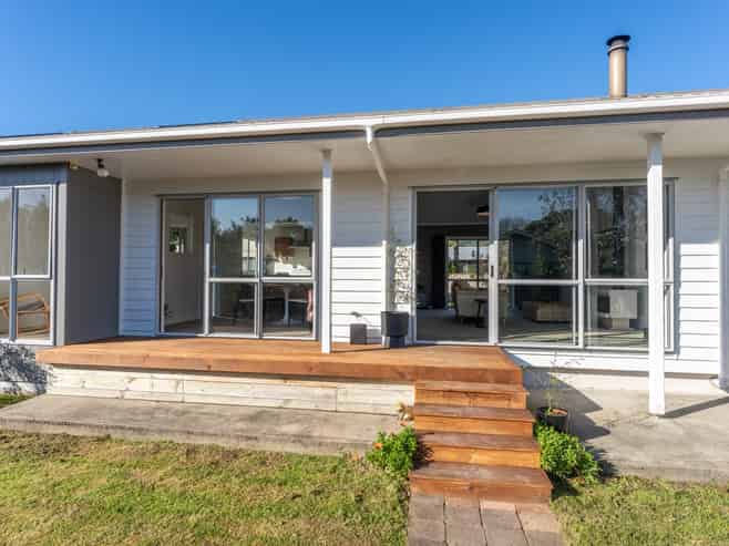 285 Te Moana Road, Waikanae
