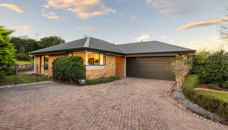 17 Cashmere Place, Flagstaff