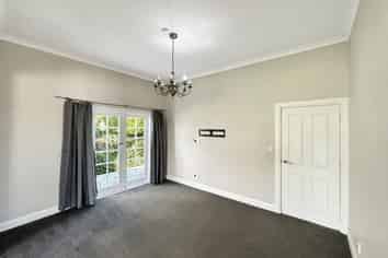 10 Dixons Line, Bunnythorpe