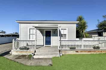 10 Dixons Line, Bunnythorpe