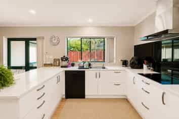 28 Piper Place, Goodwood Heights
