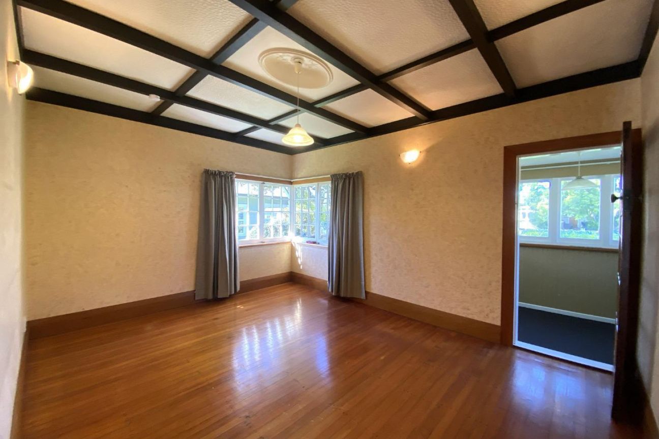 Convenience and character in a prime location - Widok 6