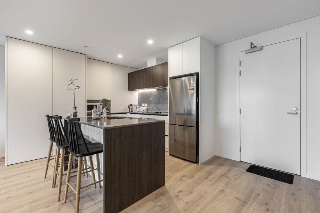 Short term: Luxury apartment with 2 bedrooms a... – další