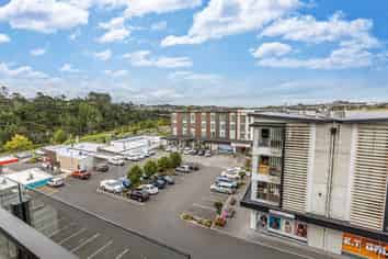 421/3 Kaipiho Lane, Albany