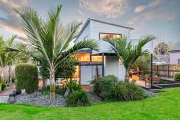 16 Sorrel Crescent, Bucklands Beach