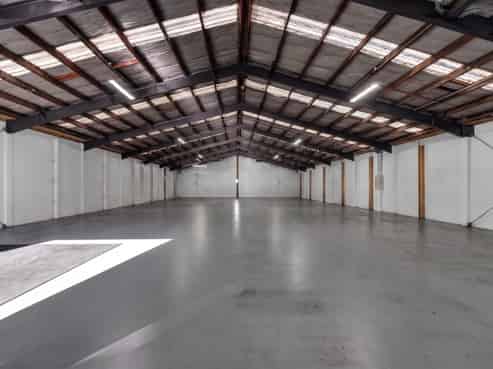 Refurbished warehouse - ready to occupy