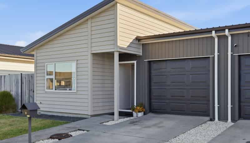 9 Mokopapa Street, Takanini